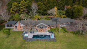 Peace-Realm Retreat, Matakana